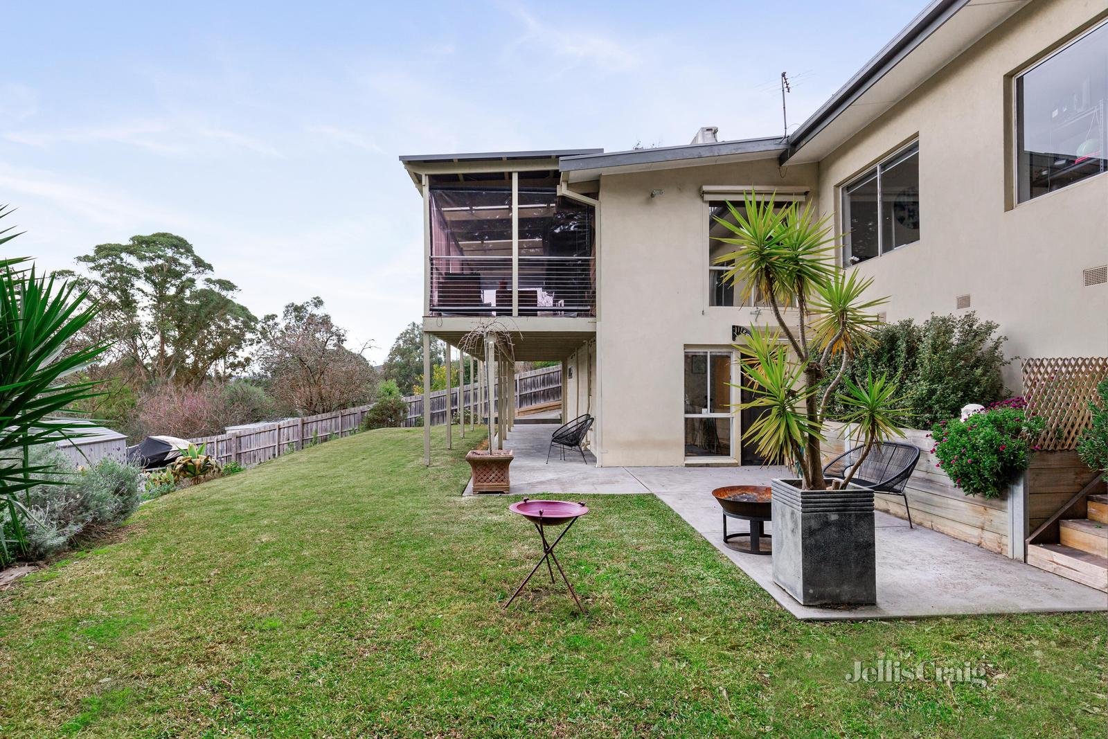 381 Heidelberg Warrandyte Road, Warrandyte image 1