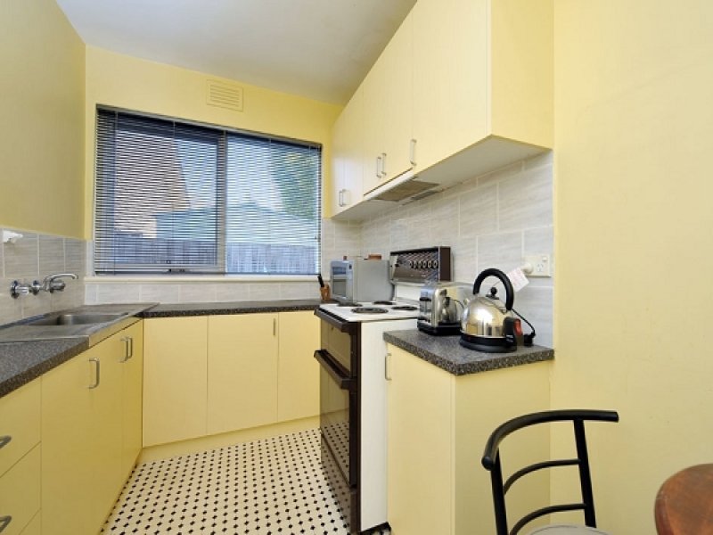 3/81 Melbourne Road,, Williamstown image 2