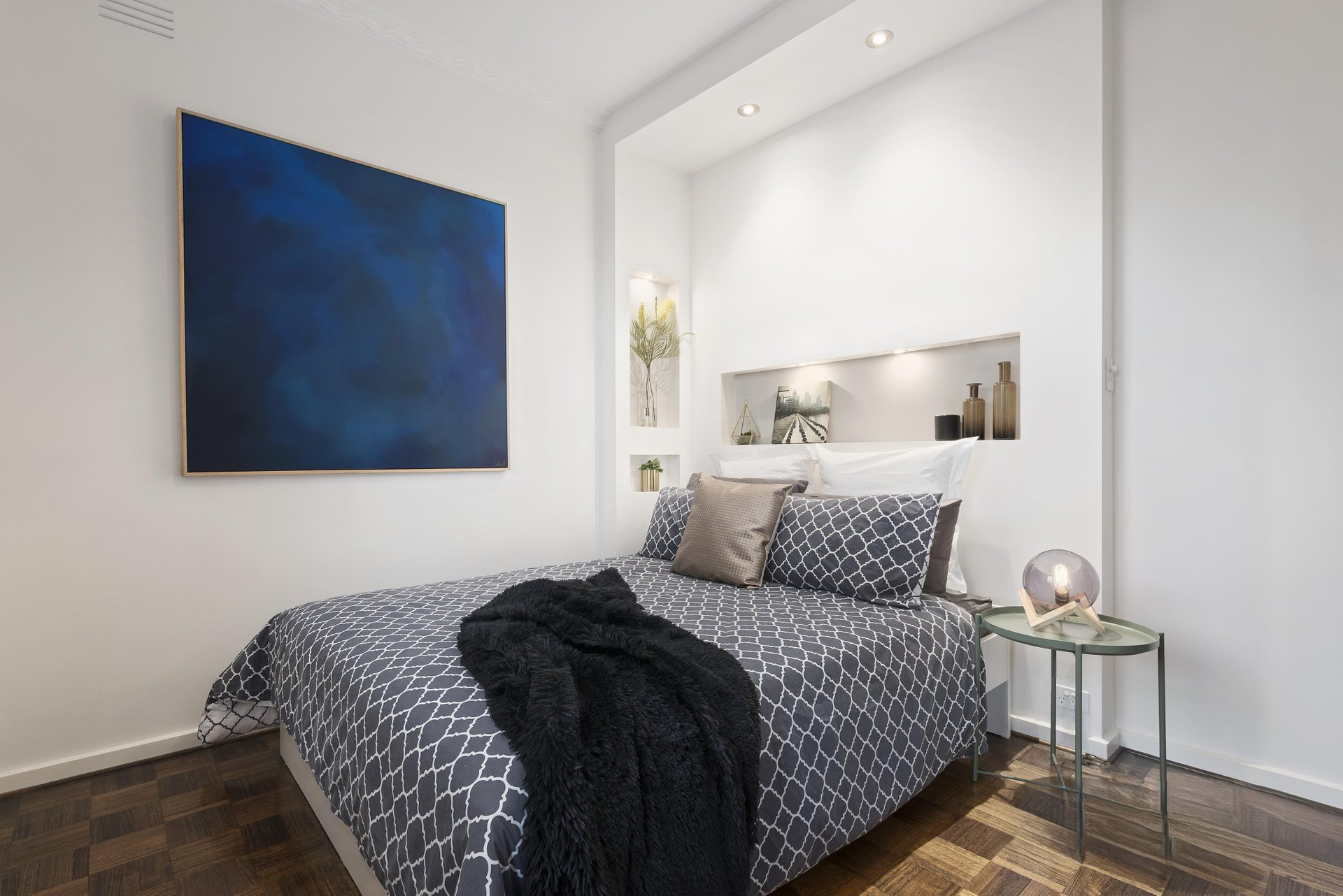 Property Gallery Thumbnail 3