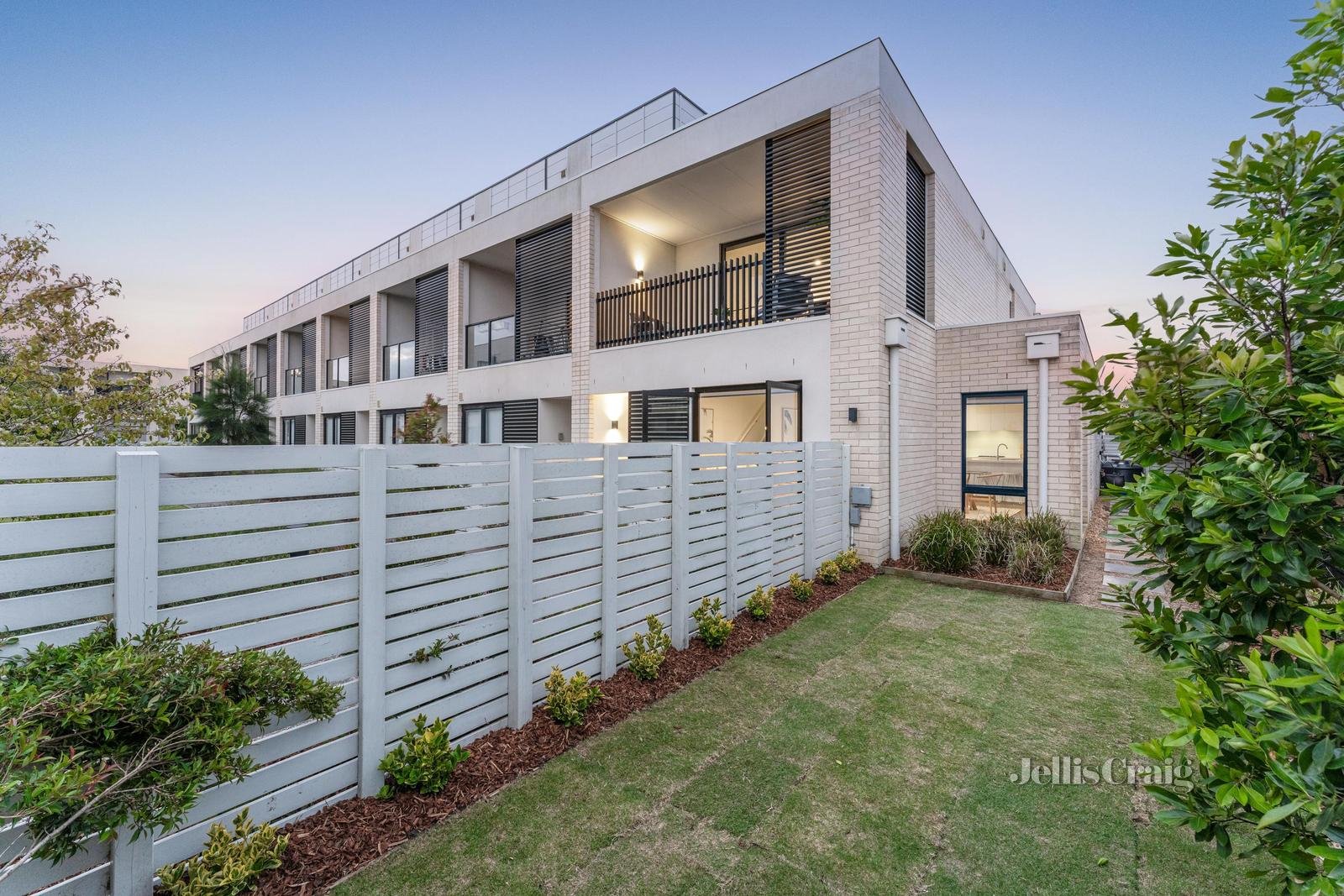 38/111 Kinross Avenue, Edithvale image 14