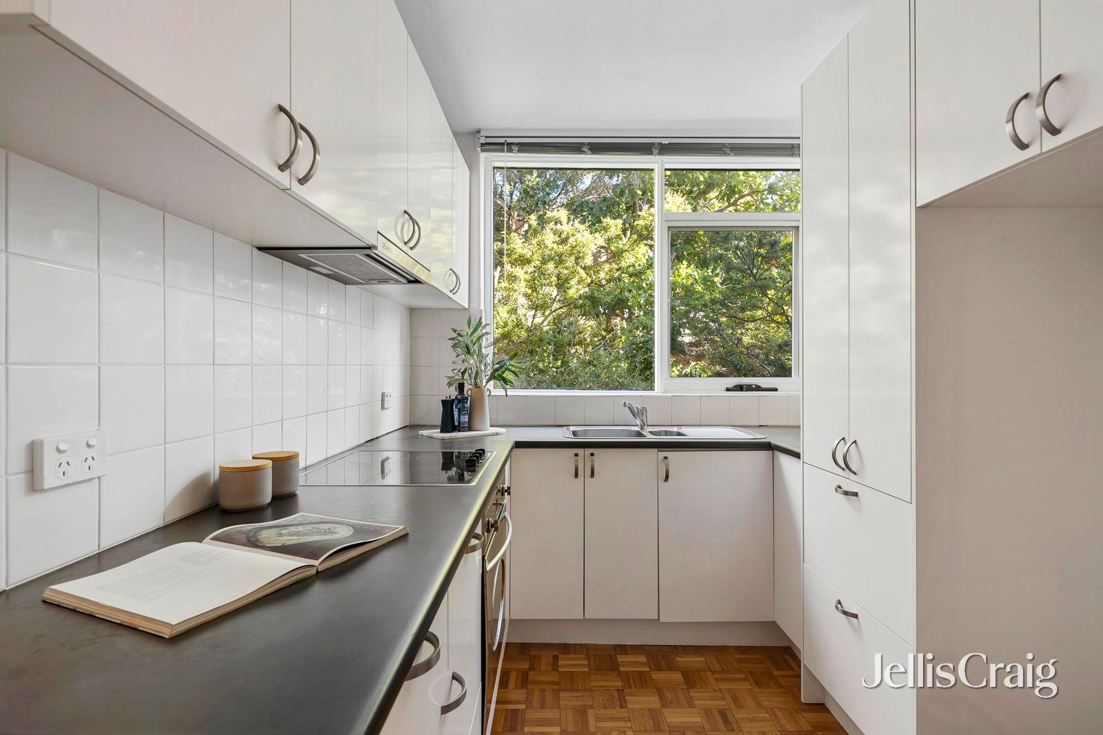 38/2-32 King William Street, Fitzroy image 5