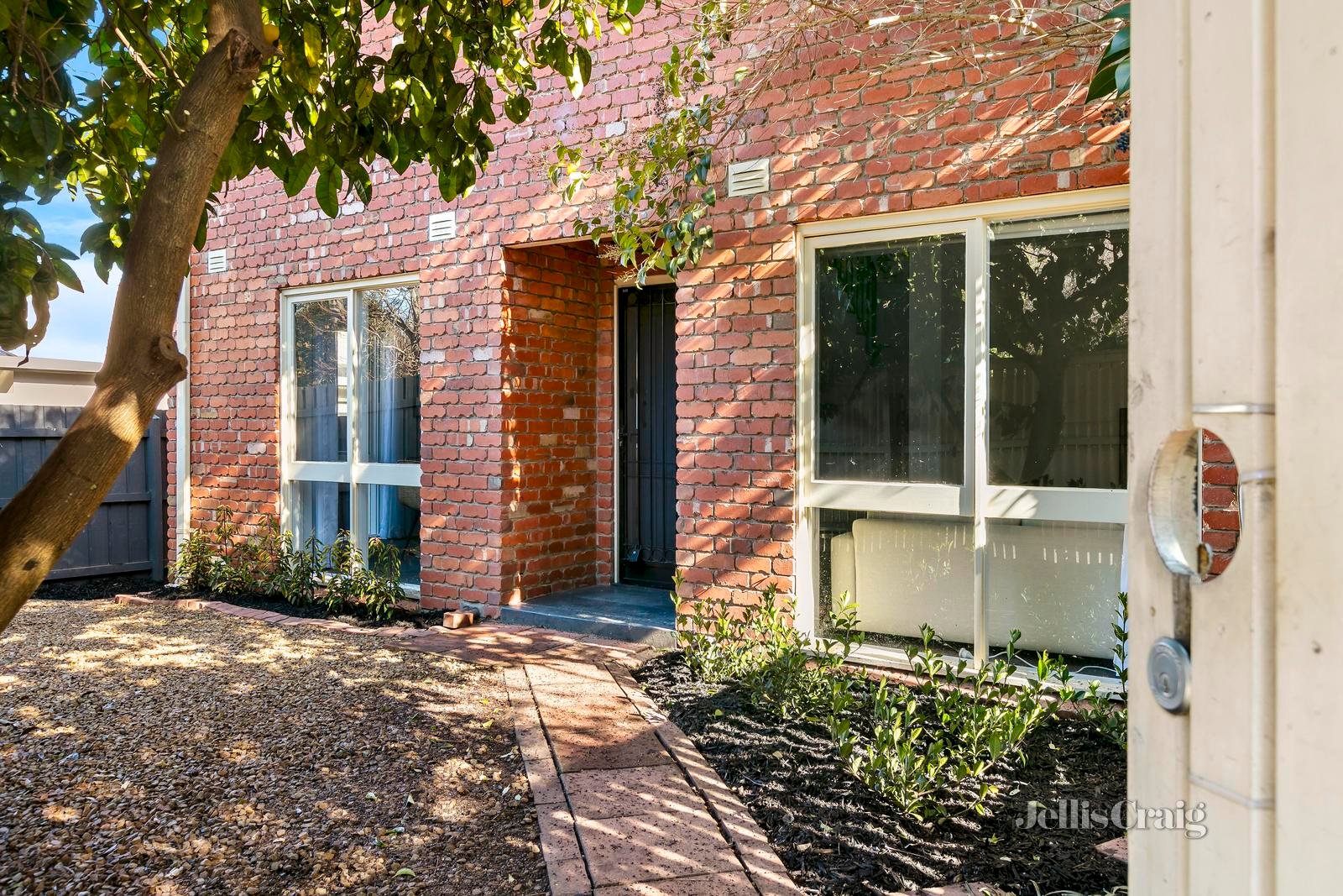 3/82 Lilydale Grove, Hawthorn East image 2