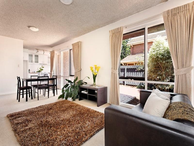 3/83 Severn Street, Box Hill North image 3
