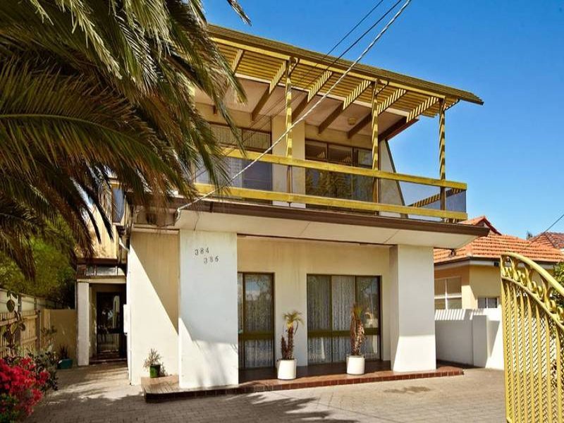 384-386 Barkly Street, Elwood image 2