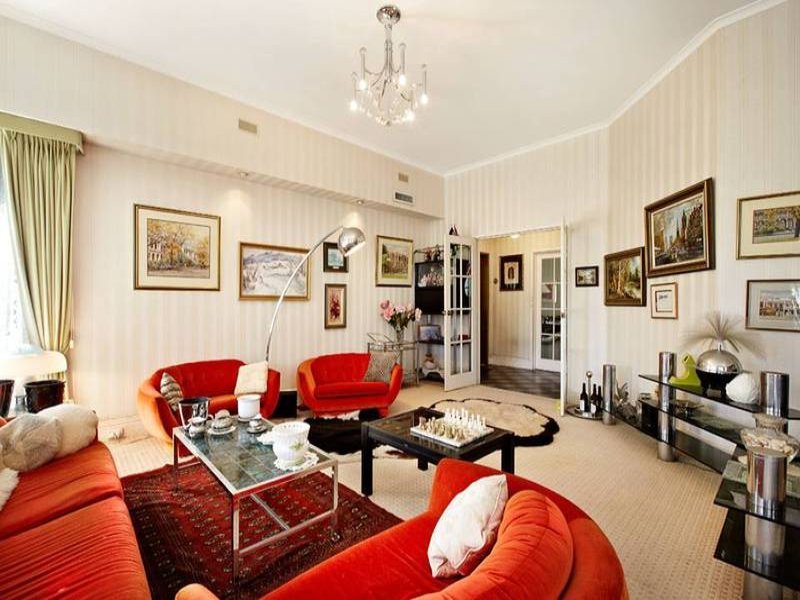384-386 Barkly Street, Elwood image 3