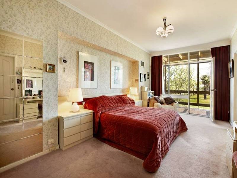 384-386 Barkly Street, Elwood image 5