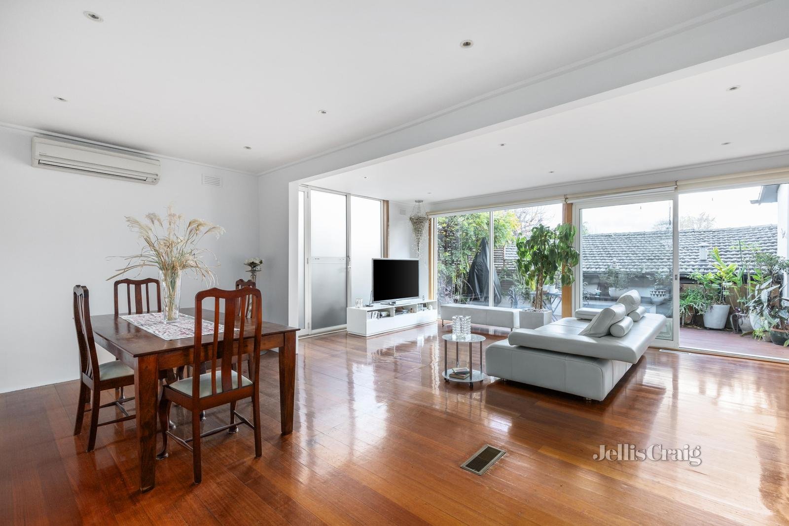 3/85 Grange Road, Toorak image 3