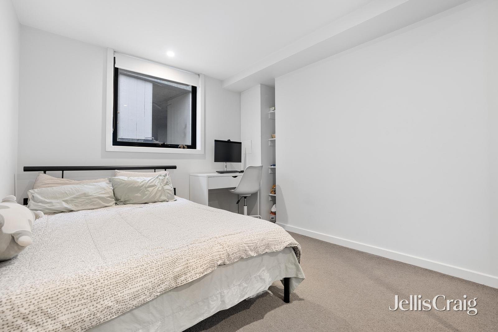 3/85 Whitehorse Road, Blackburn image 5