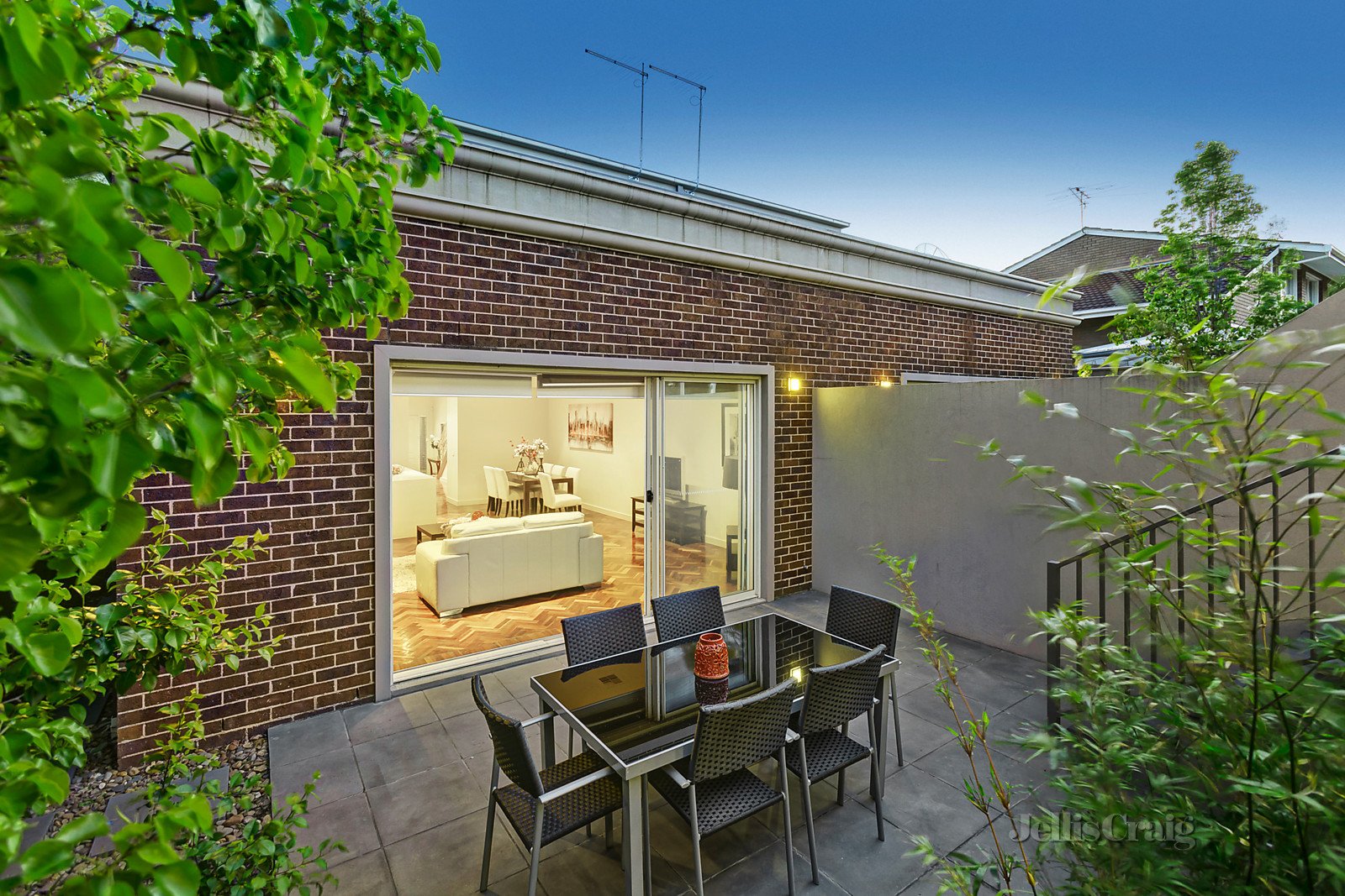 3/859 Toorak Road, Hawthorn East image 3