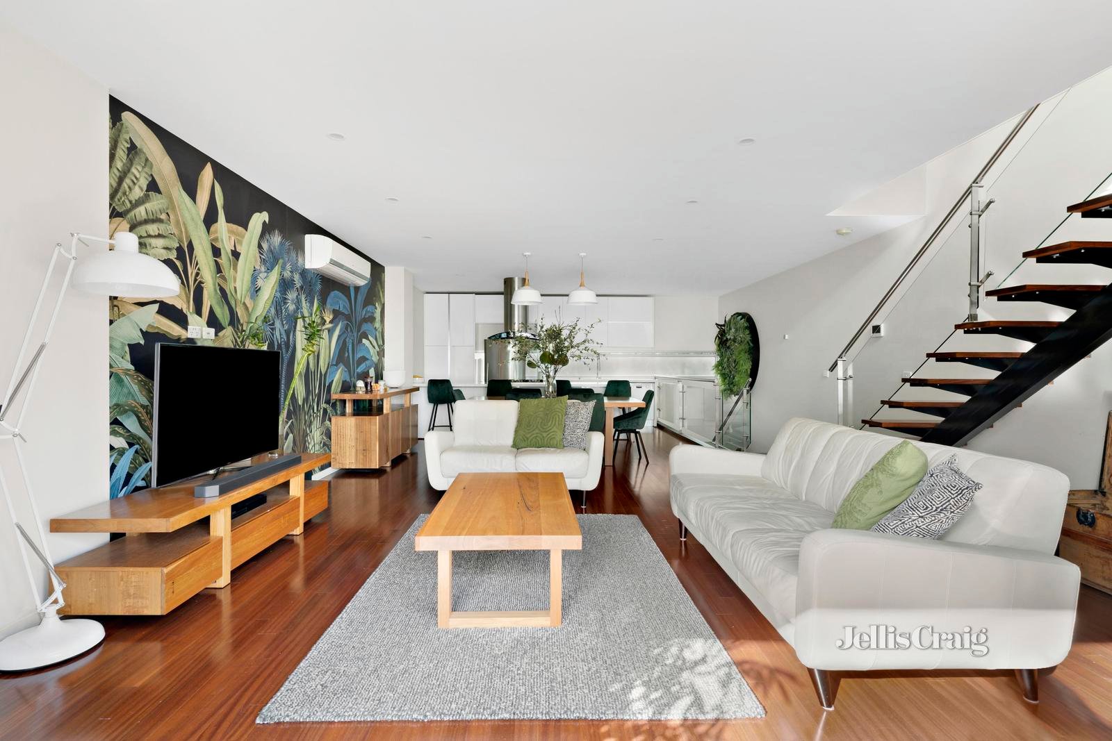 3/87 Bulla Road, Essendon North image 1