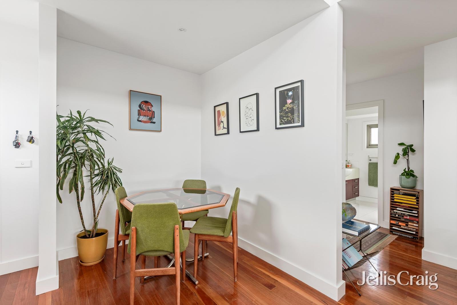 3/87 Gaffney Street, Coburg image 5