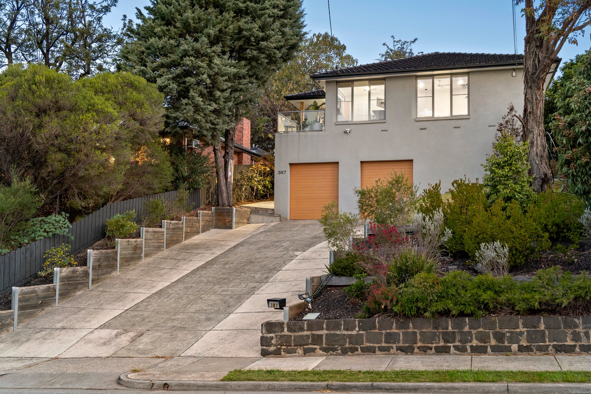 387 Mascoma Street, Strathmore Heights image 1