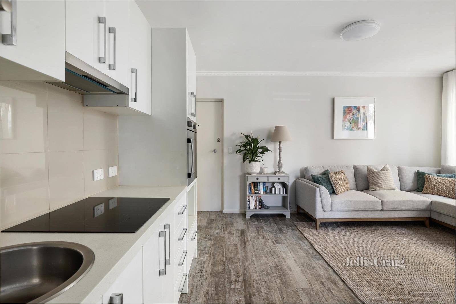 3/87 Ross Street, Port Melbourne image 1