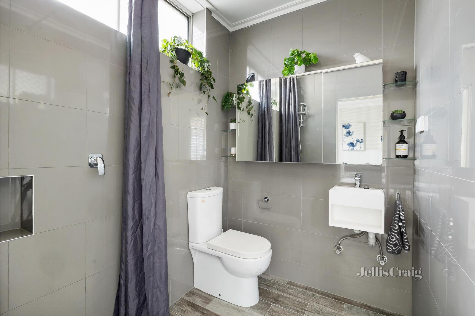 3/87 Ross Street, Port Melbourne image 3