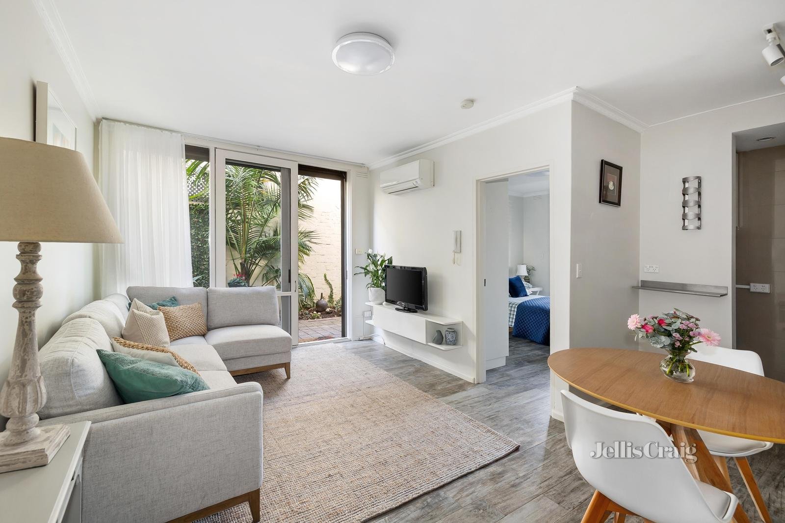 3/87 Ross Street, Port Melbourne image 7