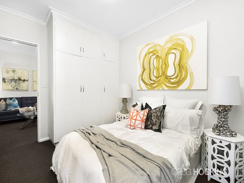 3/87 Ross Street, Port Melbourne image 3