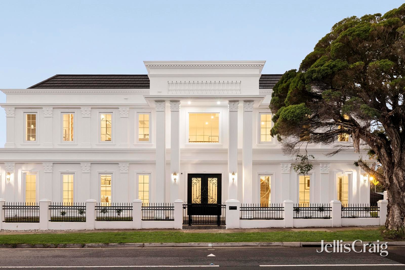 387 Stephensons Road, Mount&nbsp;Waverley image 1