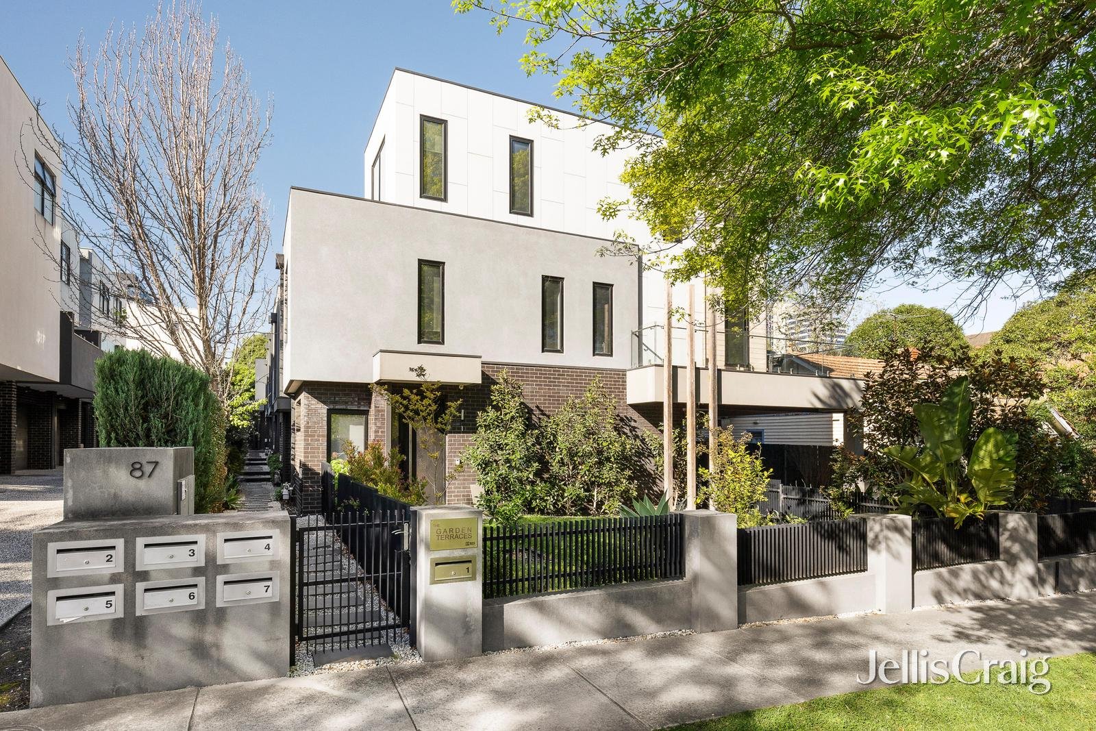 3/87 Thames Street, Box&nbsp;Hill image 1