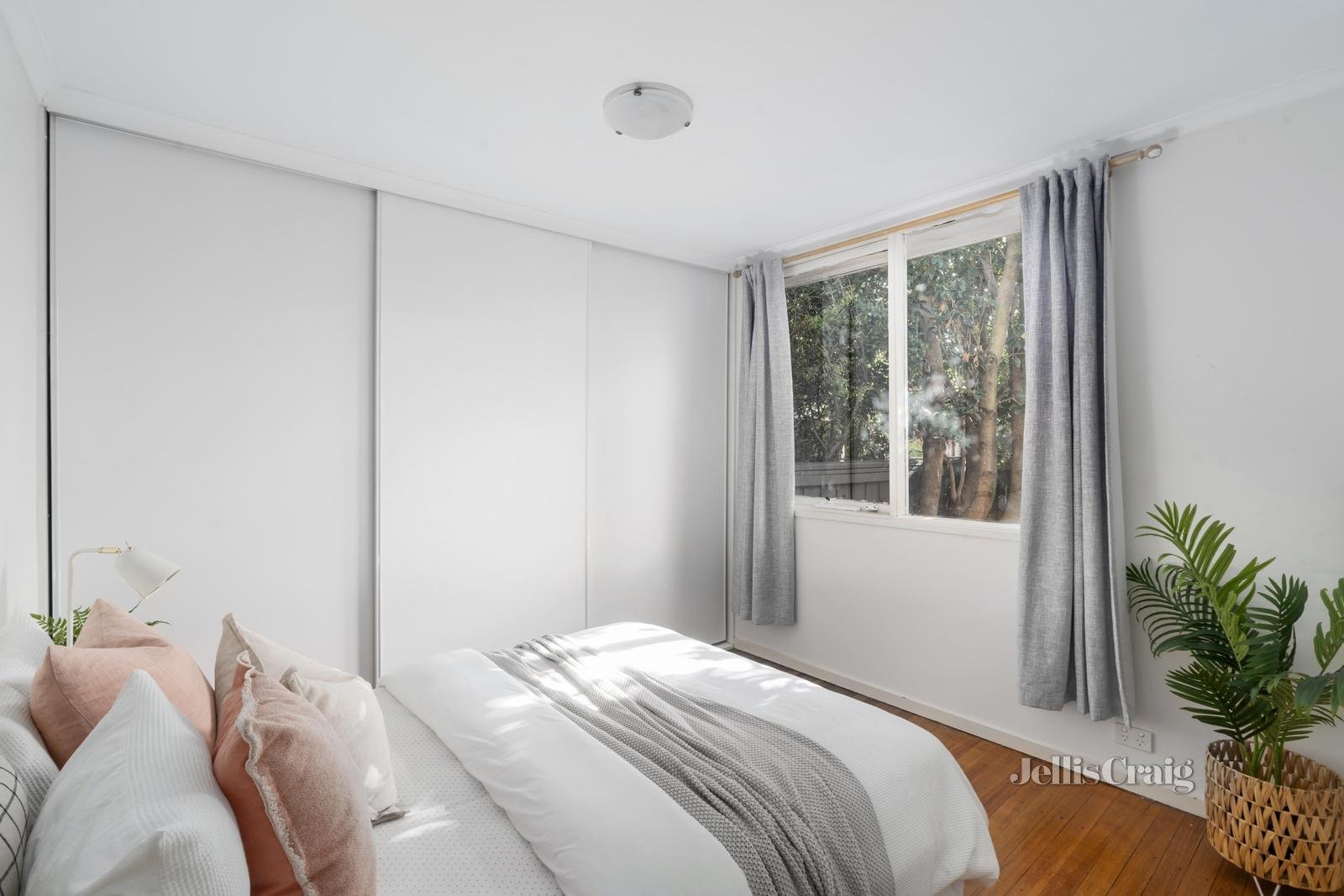 3/887 Toorak Road, Camberwell image 7