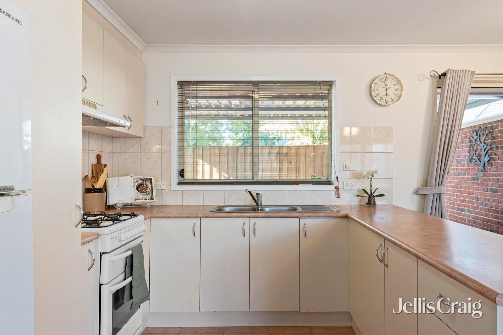 3/89 Albert Avenue, Boronia image 3