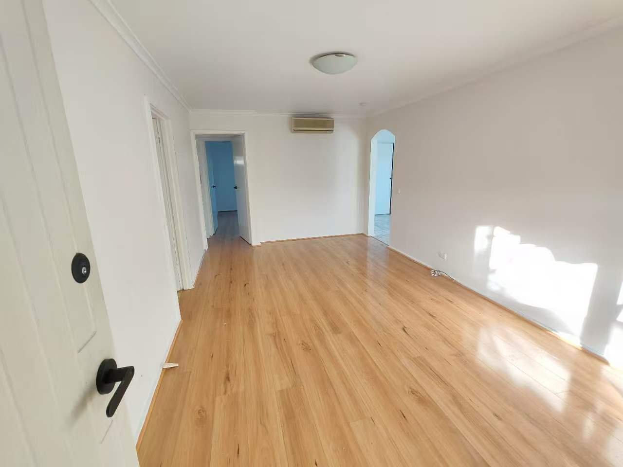 38A Cameron Parade, Bundoora image 5