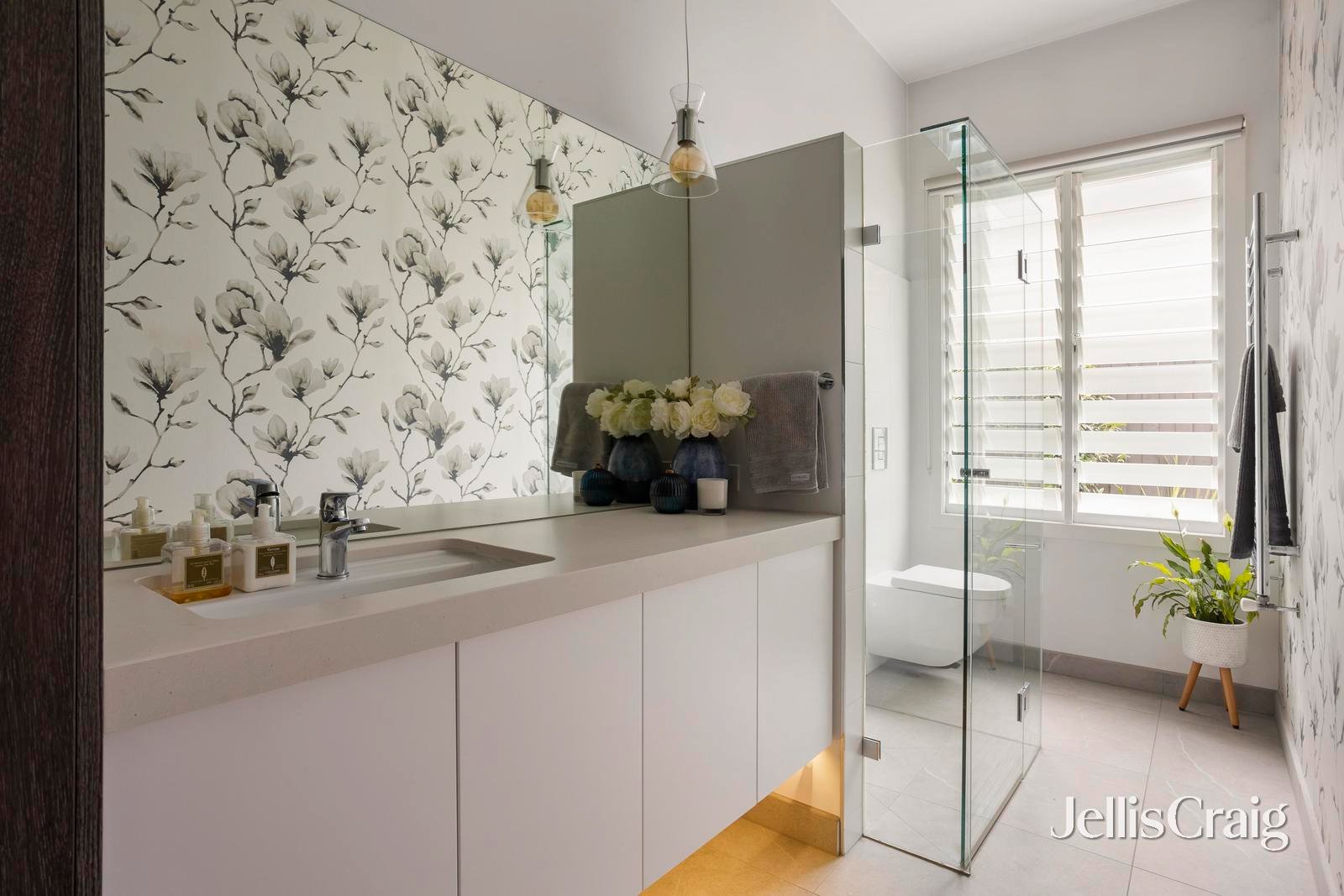 38A Essex Road, Surrey&nbsp;Hills image 12