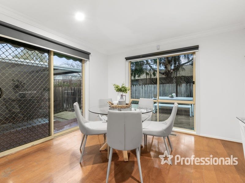 3/8A Jarvis Avenue, Croydon image 6