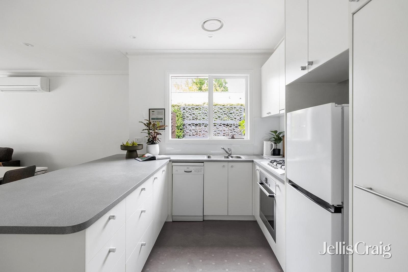 38A Victoria Road North, Malvern image 5