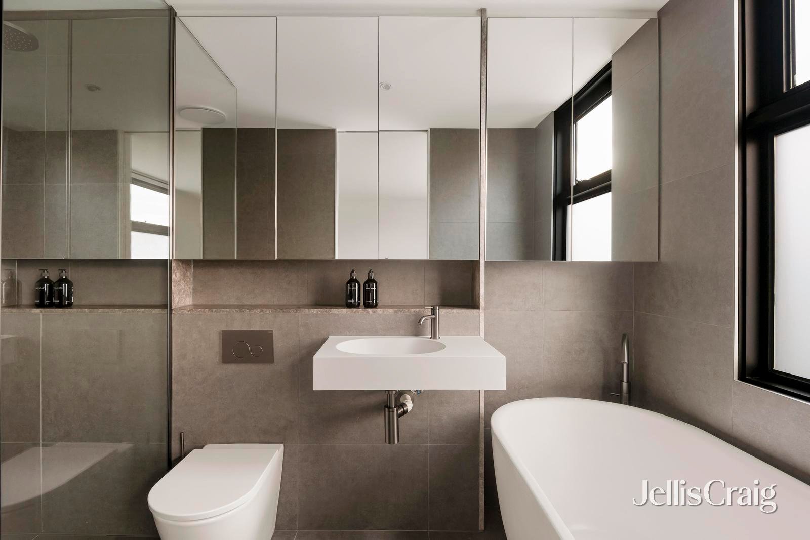 38b Cloris Avenue, Beaumaris image 17