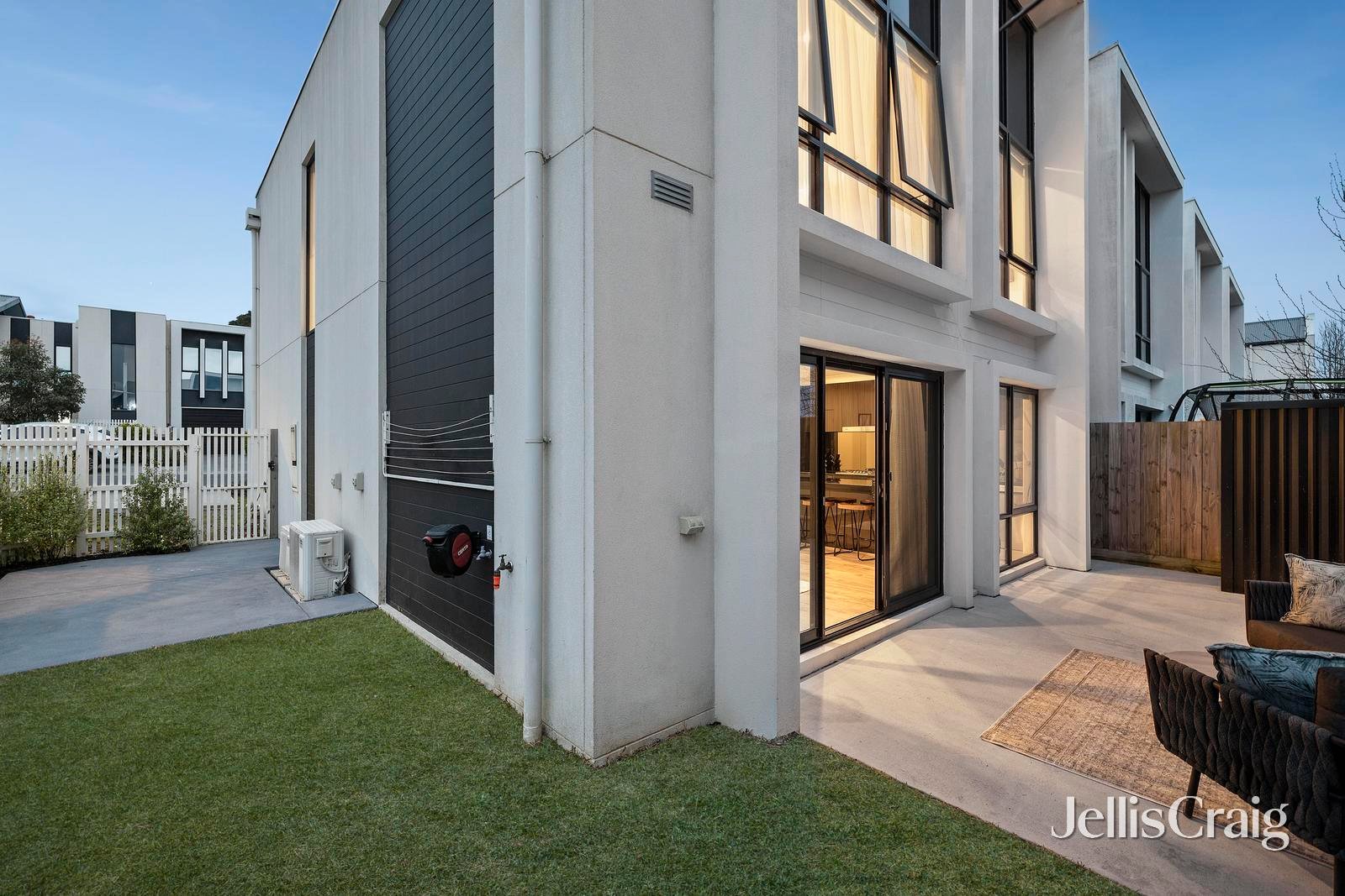 39 Amadeo Way, Chirnside&nbsp;Park image 12