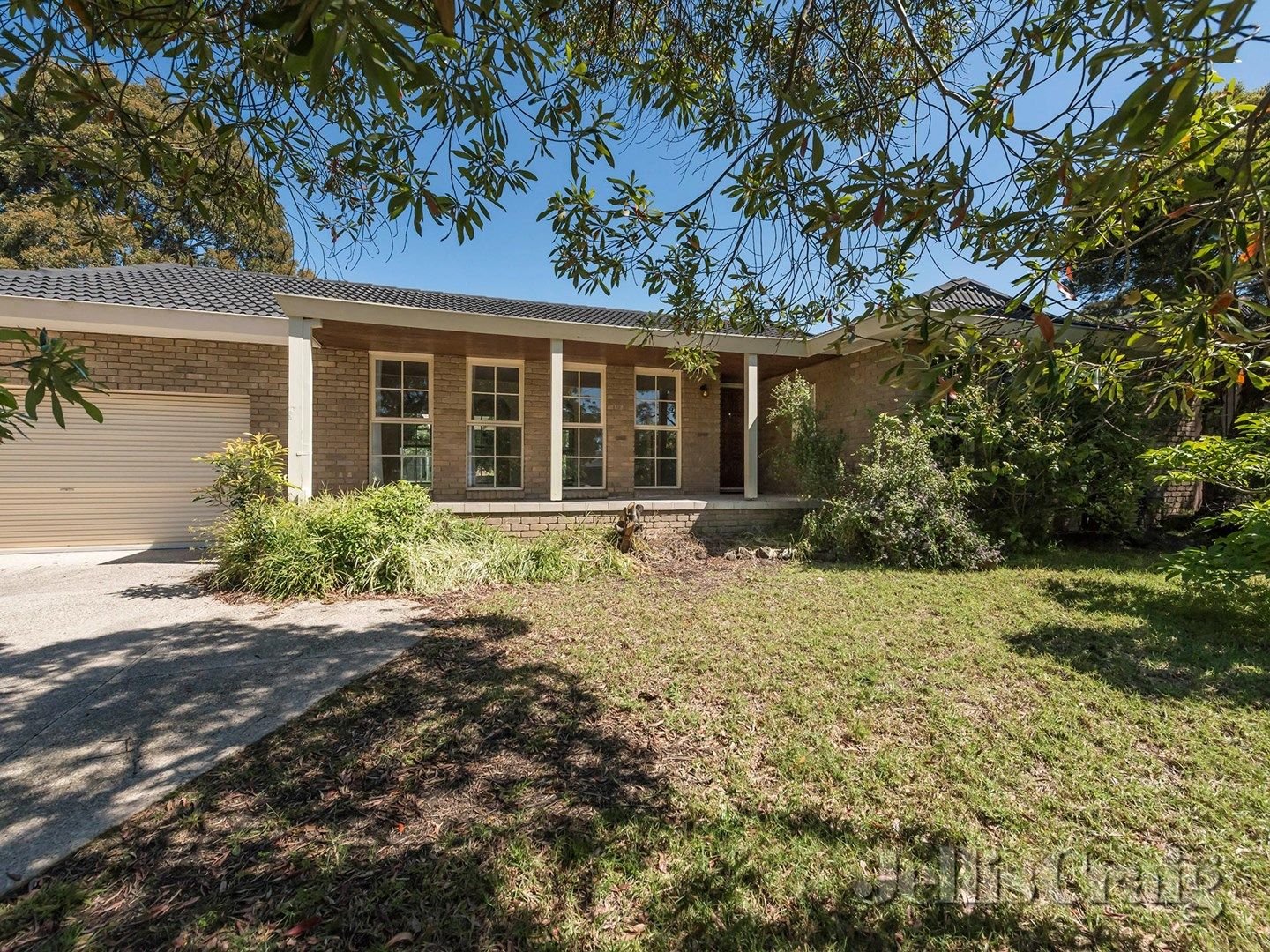 39 Appletree Drive, Glen Waverley image 1