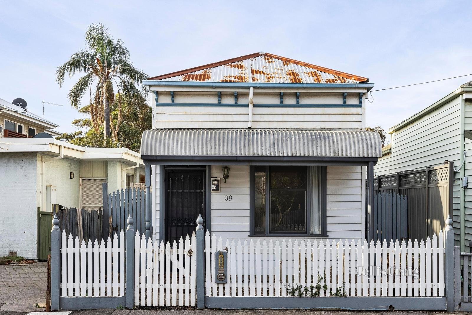 39 Ashworth Street, Albert Park image 1