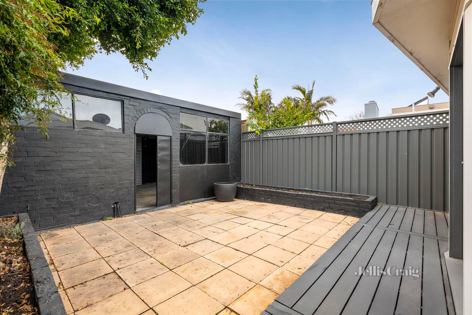 39 Ashworth Street, Albert Park image 9