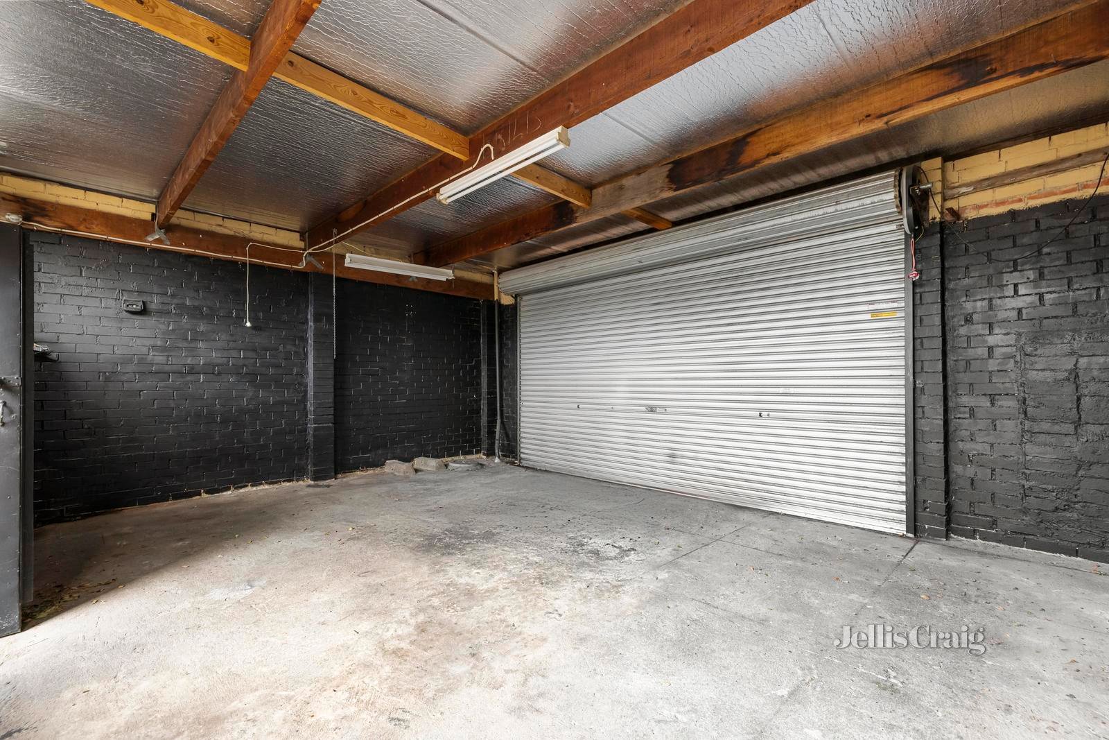 39 Ashworth Street, Albert Park image 10