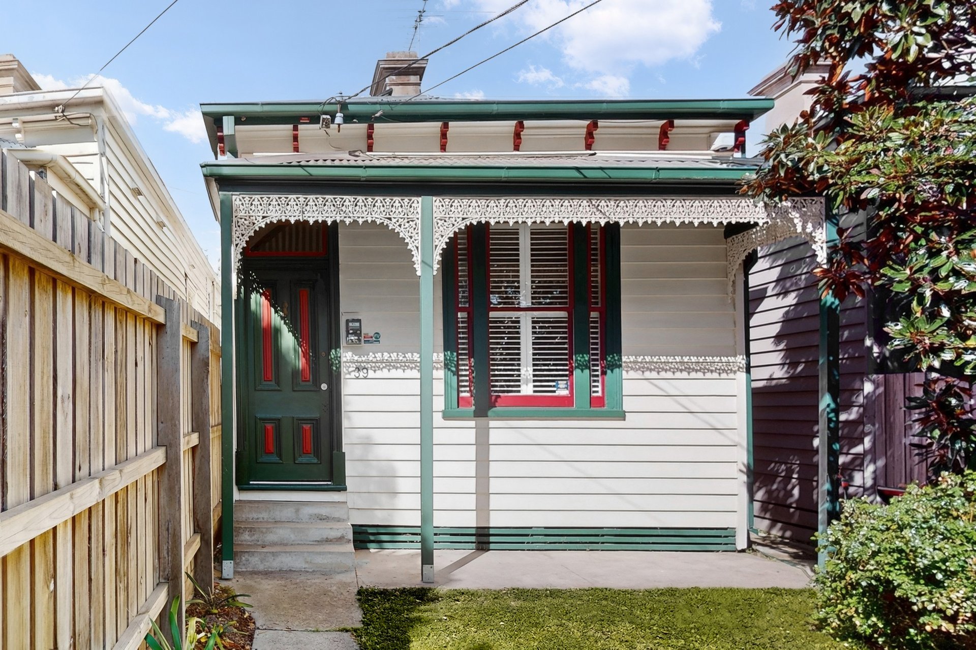 39 Avenue Road, Camberwell image 1