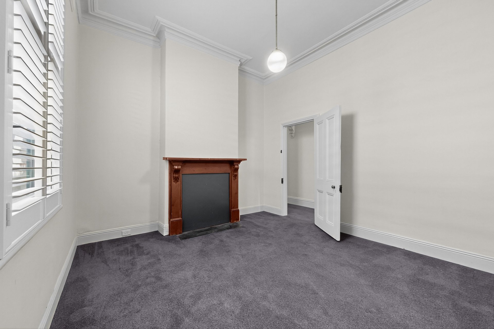 39 Avenue Road, Camberwell image 5