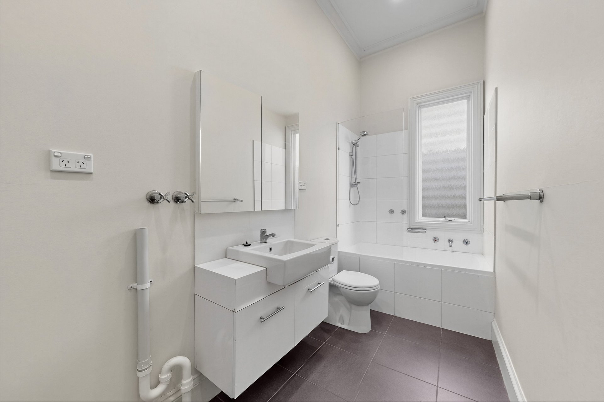 39 Avenue Road, Camberwell image 7