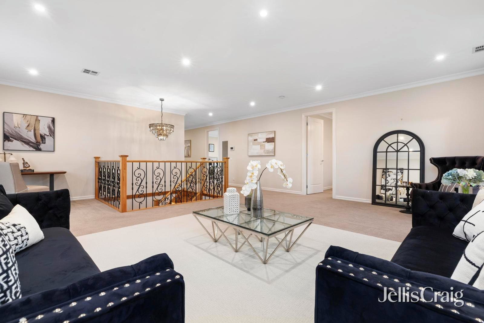 39 Avonhurst Drive, Glen&nbsp;Waverley image 11