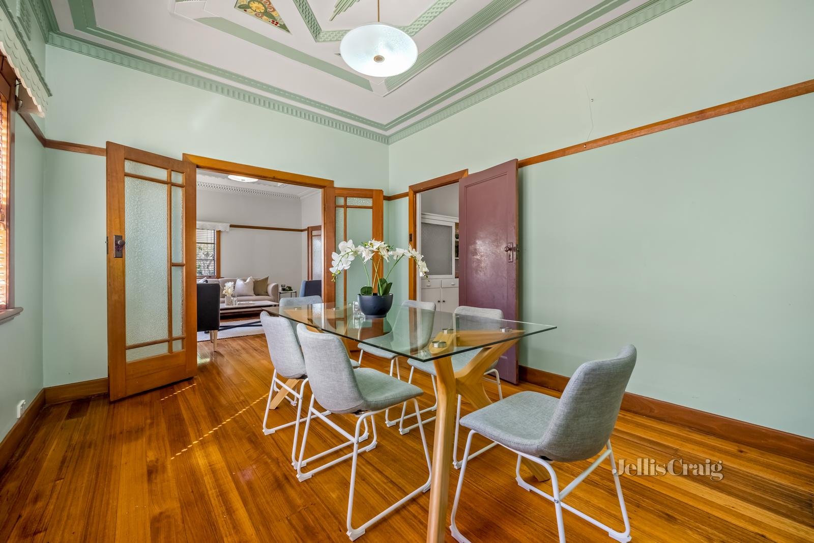 39 Balmoral Avenue, Pascoe Vale South image 4