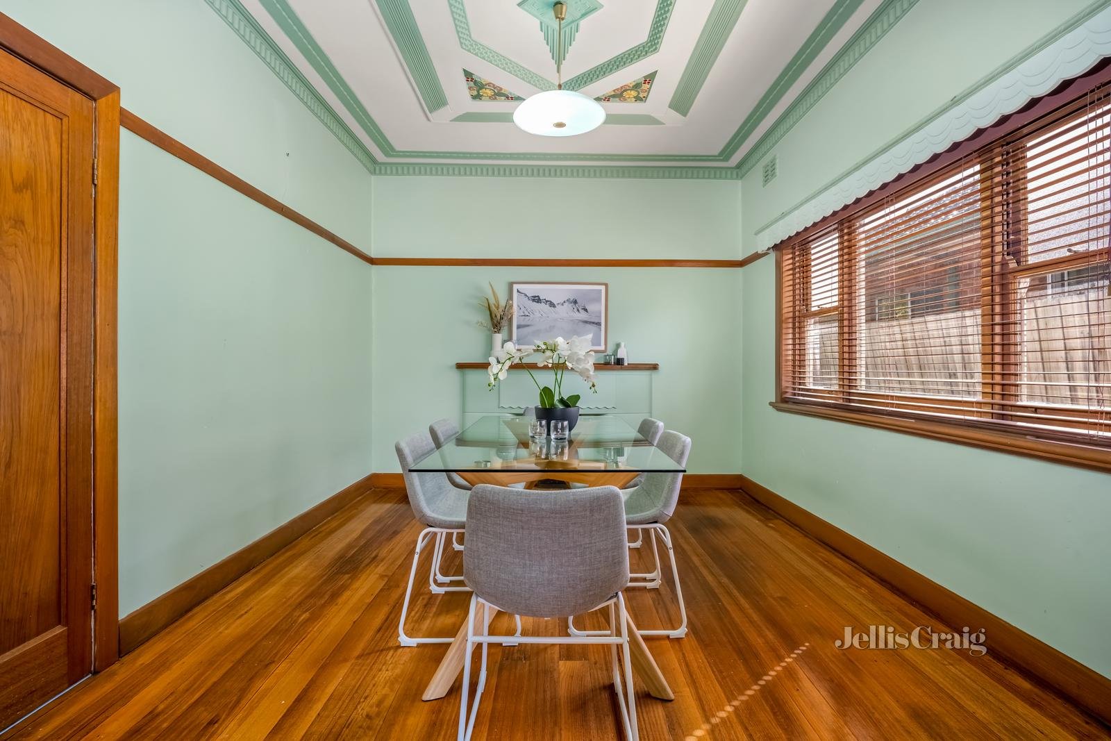 39 Balmoral Avenue, Pascoe Vale South image 5