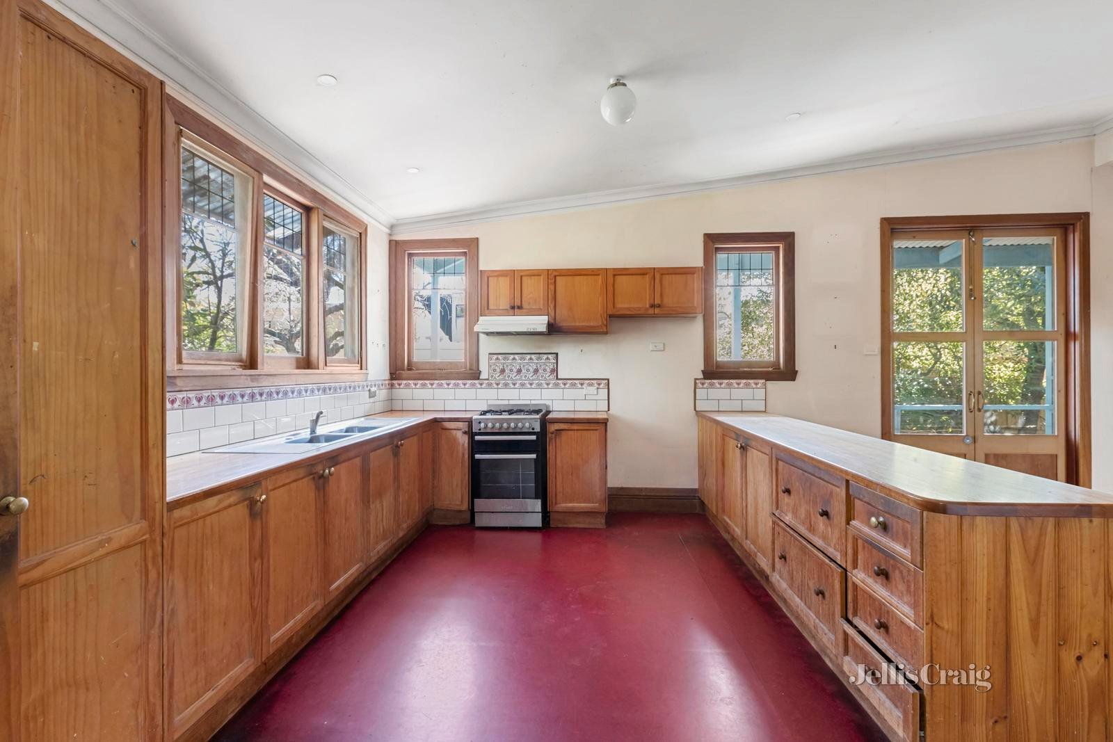 39 Barrington Avenue, Kew image 6