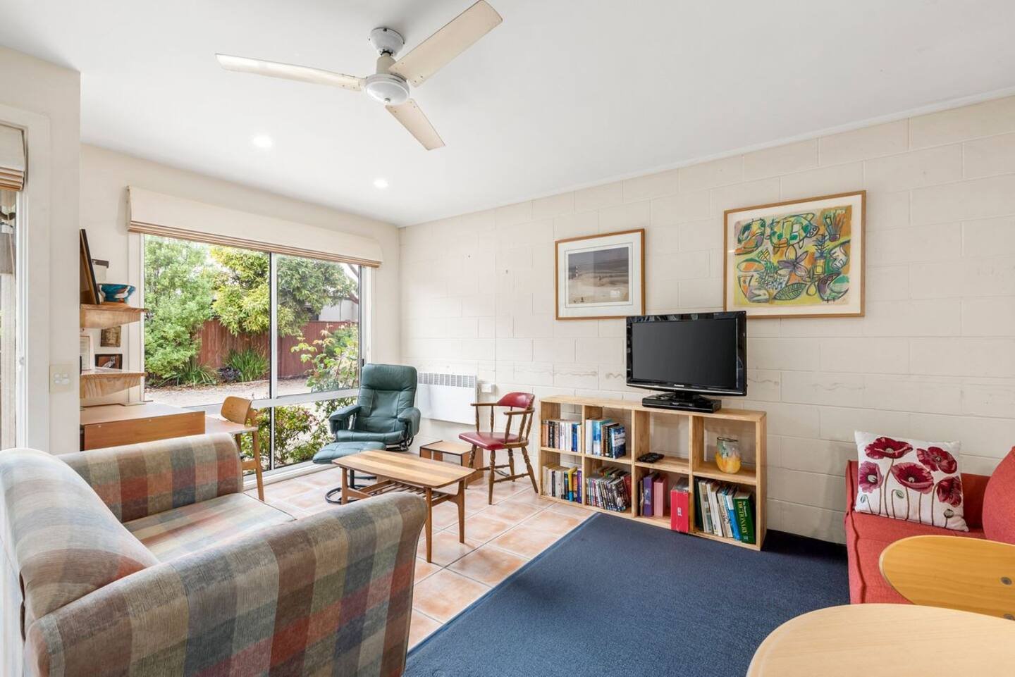 Property Gallery Thumbnail 3