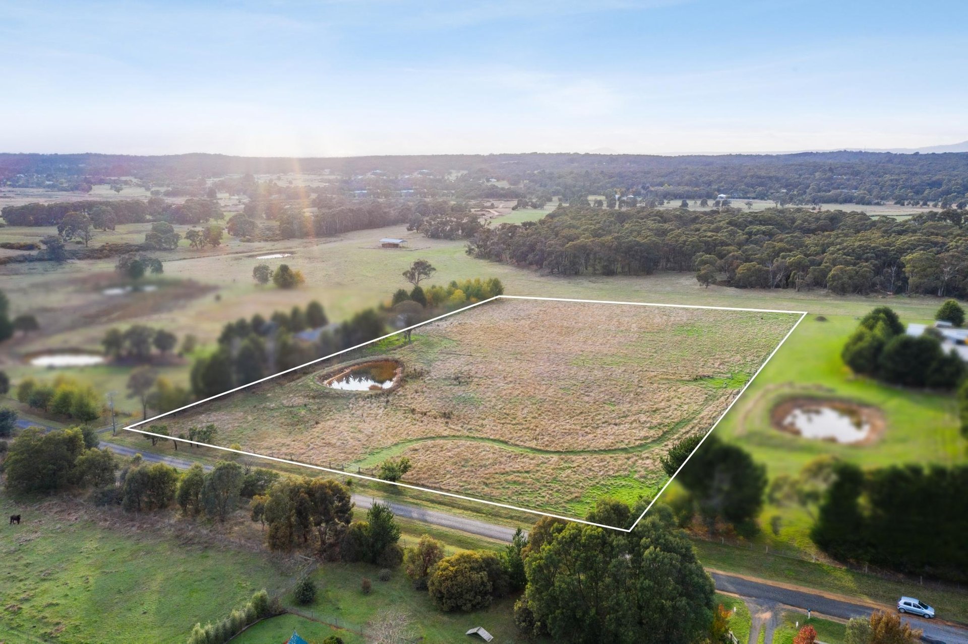 39 Billabong Road, Haddon image 1