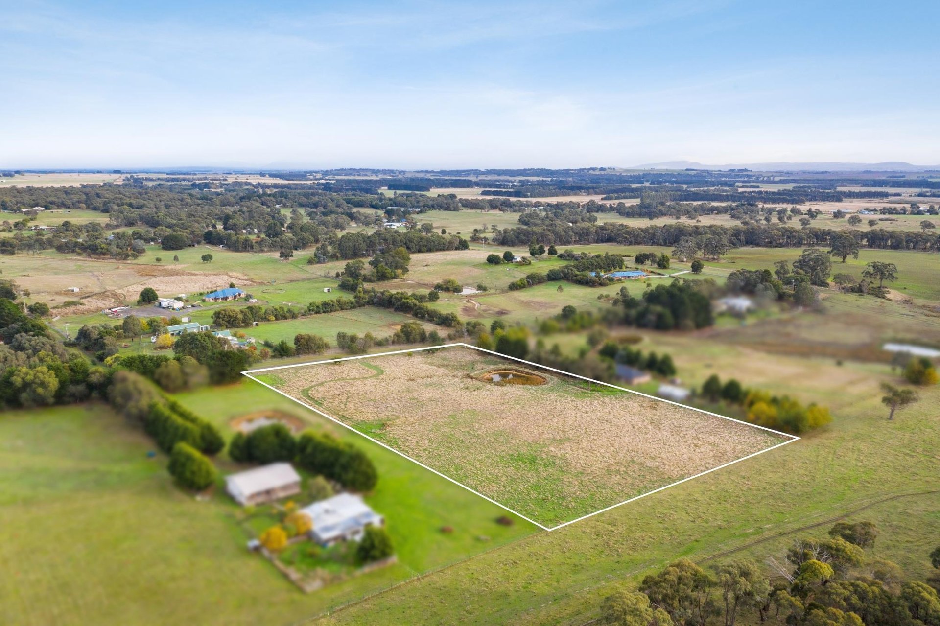 39 Billabong Road, Haddon image 2