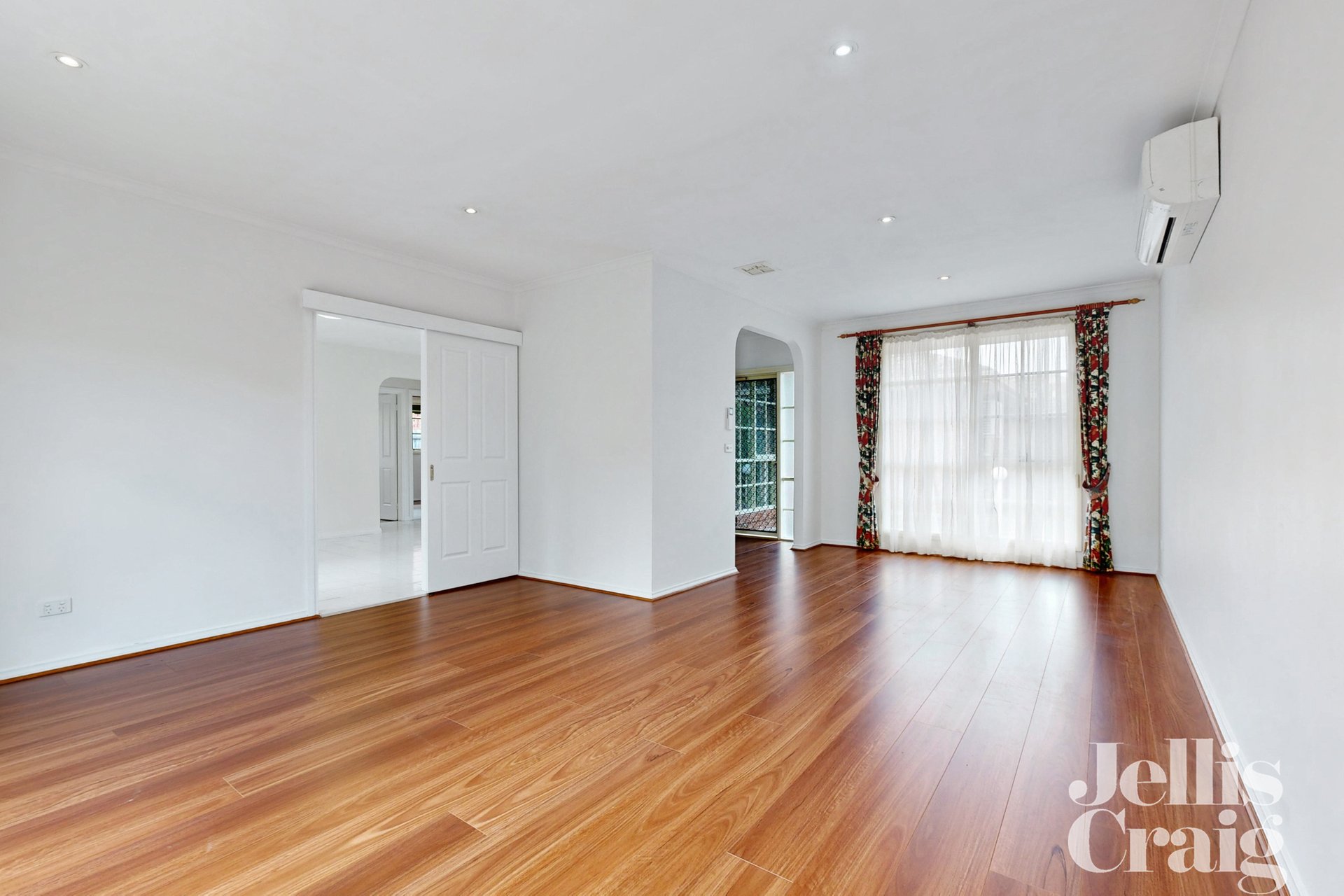 3/9 Blair Street, Bentleigh image 4