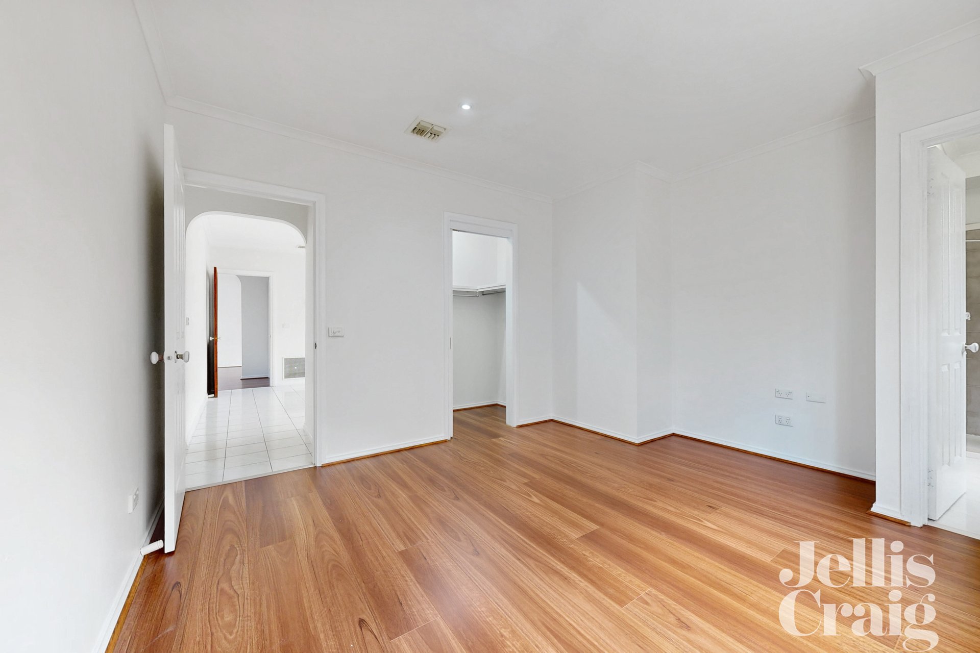 3/9 Blair Street, Bentleigh image 5