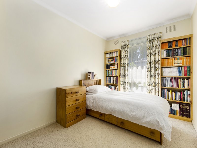 39 Boardman Close, Box Hill South image 8