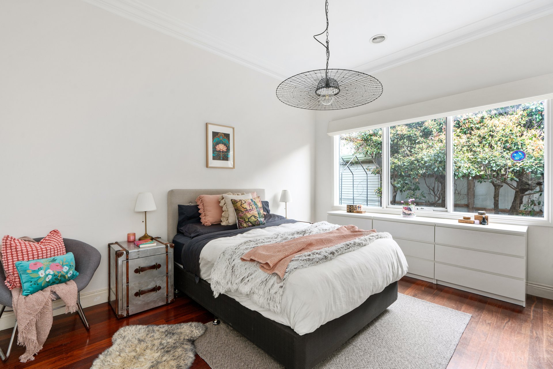 Property Gallery Thumbnail 3