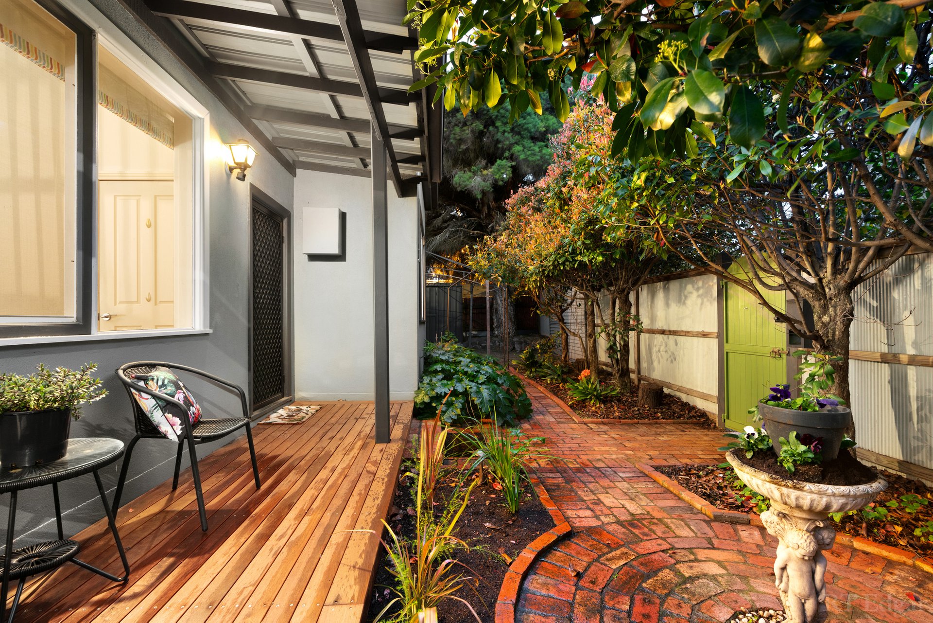 Property Gallery Thumbnail 11