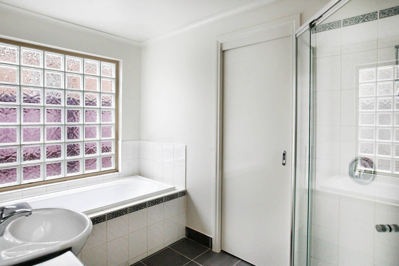 Property Gallery Thumbnail 7